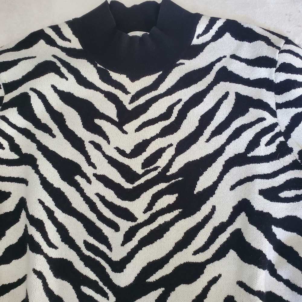 A.L.C. Black and White Zebra Sweater - Picture 3 of 7